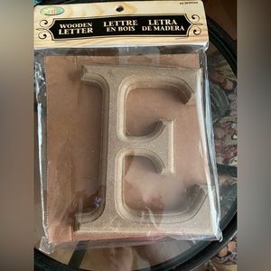 ‘E’ Wooden Letter